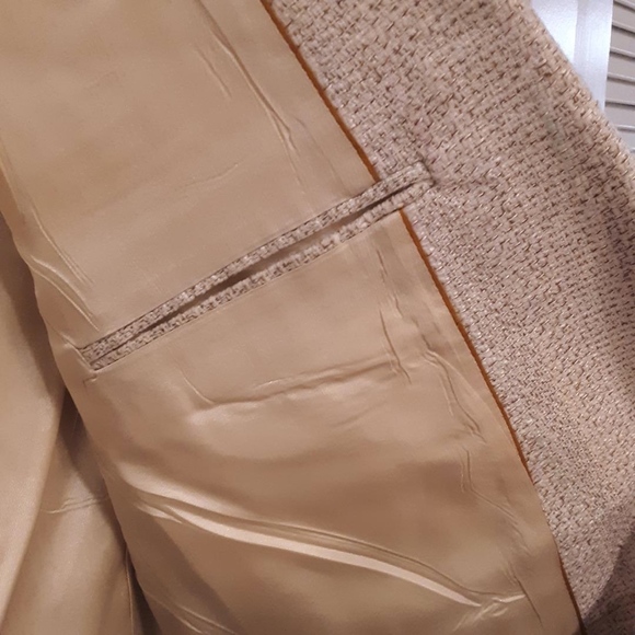 Larry Mahan's Cowboy Collection - Picture 7 of 8